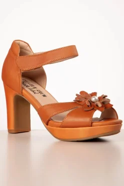 Flash Sale Chelsea Crew Daisy-Ledersandalen In Cognac