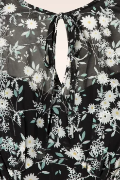 Hot Vixen Keri Floral Flare Kleid In Schwarz