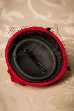 Best Banned Retro Marilyn Fascinator In Rot